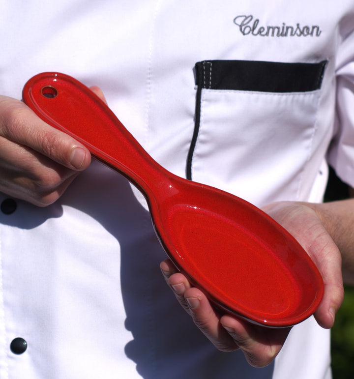 Cleminson Spanish Ceramic Kitchen Spoon Rest – Hand-Dipped and Pastel Style Utensil Holder | 27 cm, Dishwasher Safe, for Tongs, Wooden Spoons, Spatulas | Tea Bag Holder (Red Pastel)