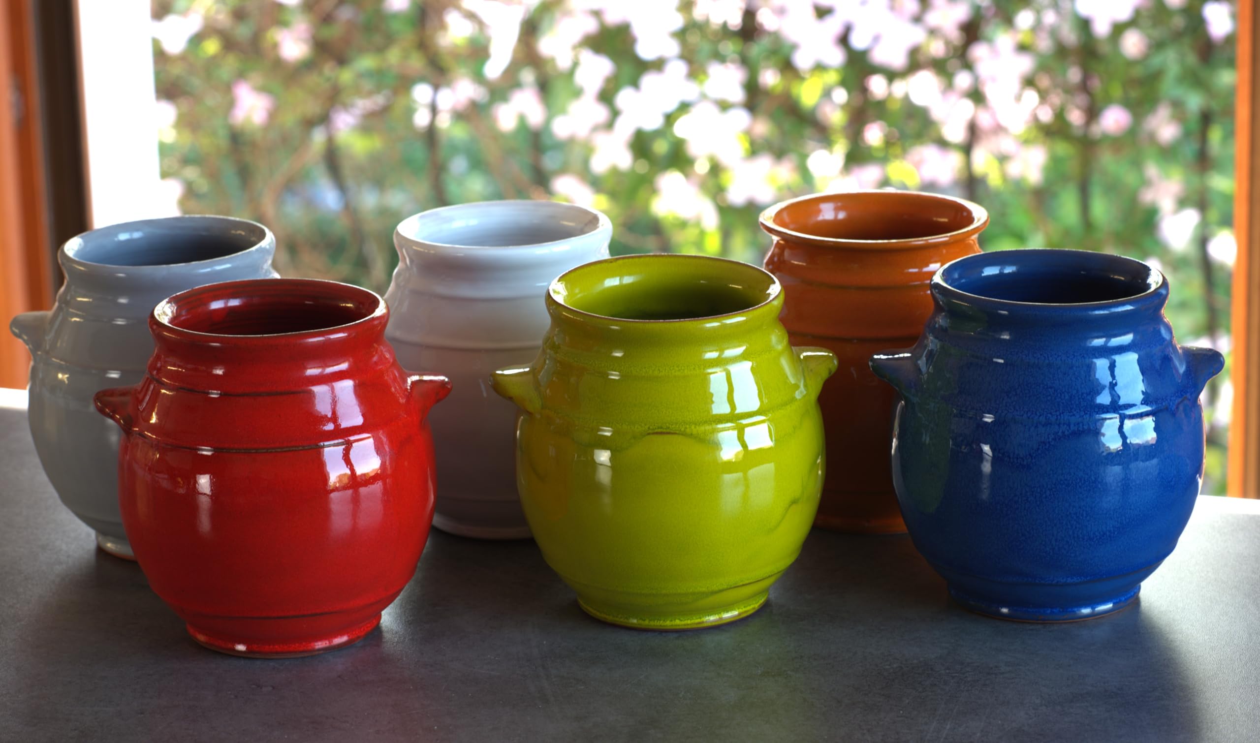 Cleminson Hand-Dipped Ceramic Utensil Jar | Artisan Kitchen Utensil Holder | Made in Spain | Stylish Cutlery Pot Organiser | Rustic Farmhouse Crock for Spoons, Spatulas, Whisks (Red Pastel)