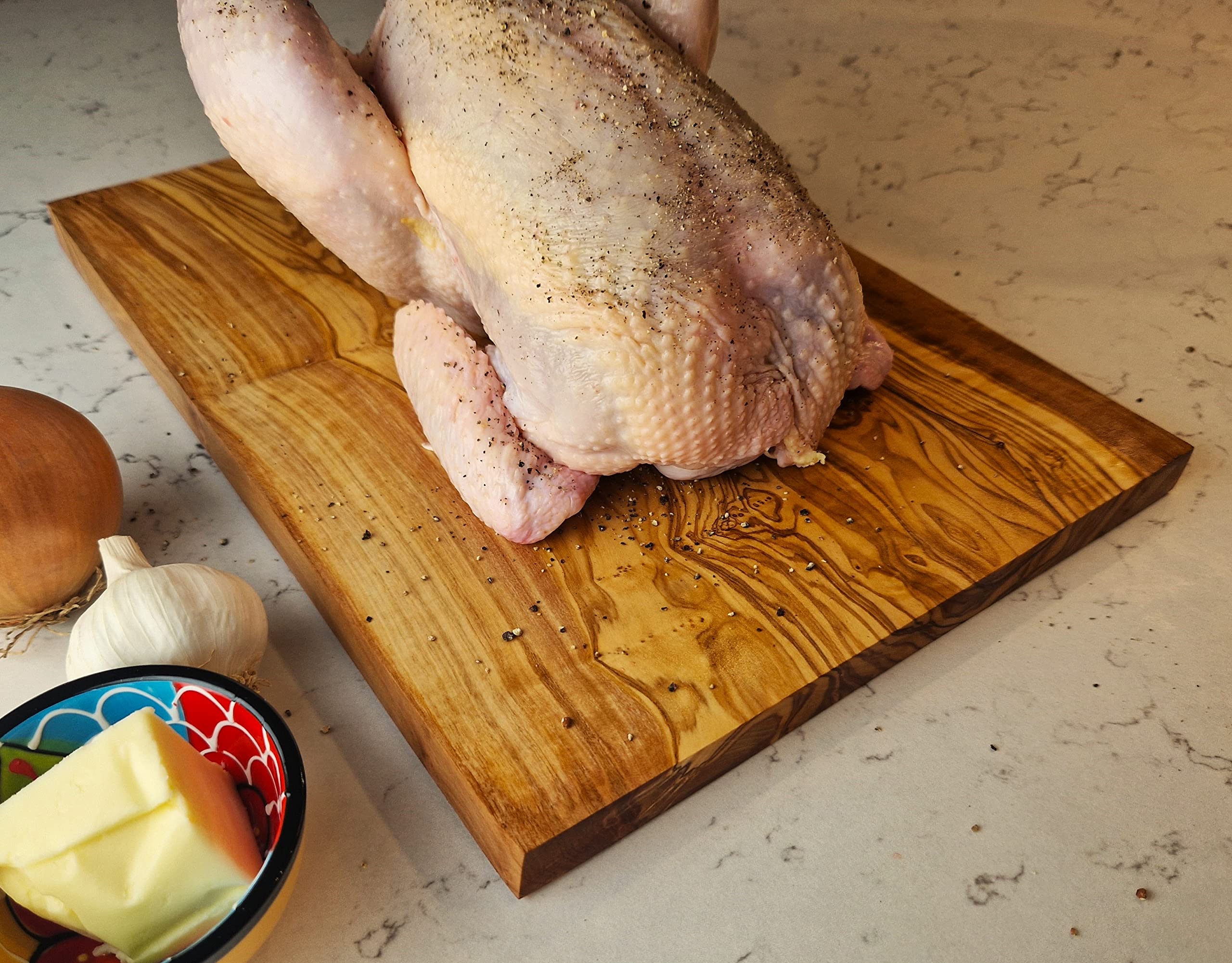 Cleminson 35 x 25 cm Olive Wood Rectangular Chopping & Worktop Bread Board