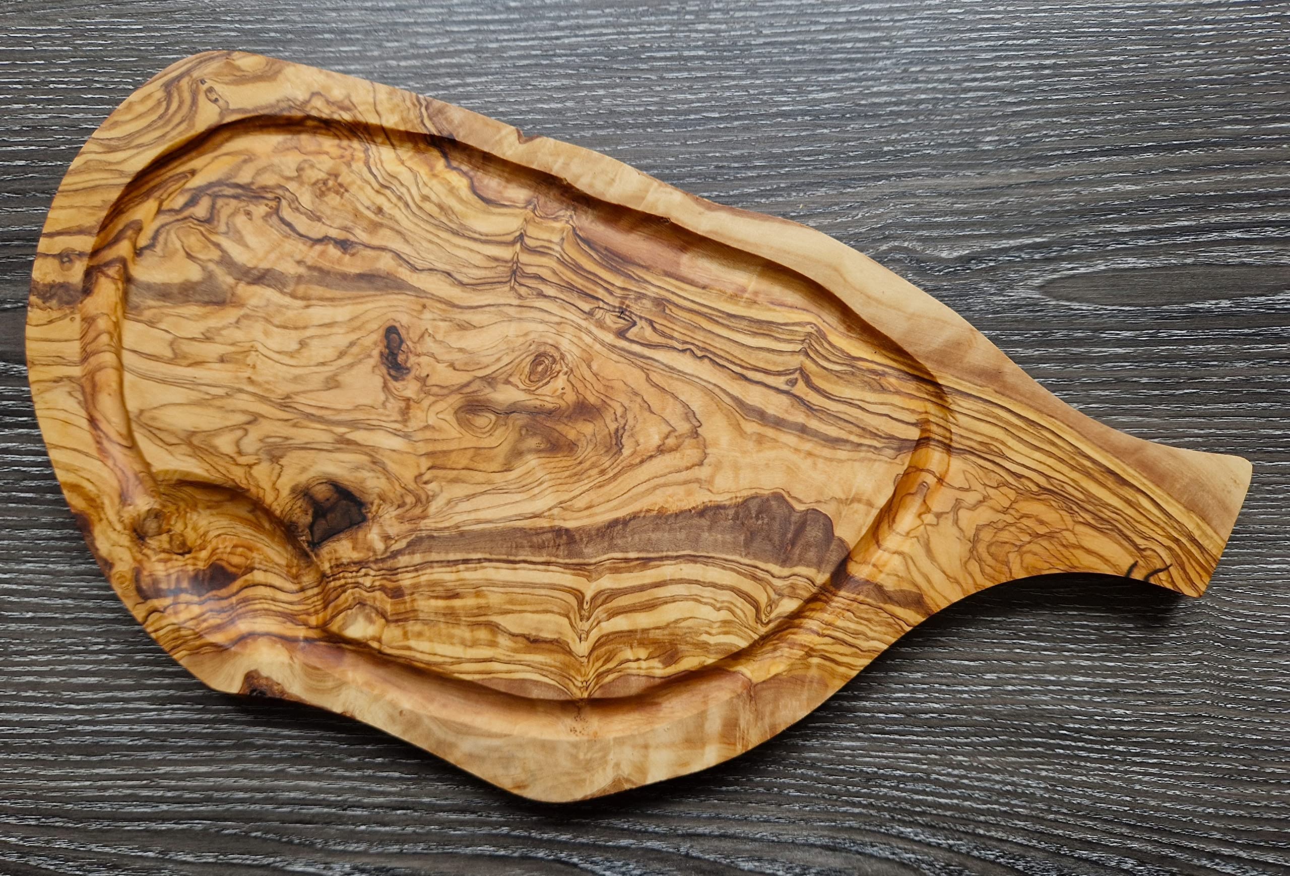Cleminson 40 x 20 cm Olive Wood Chopping, Serving and Antipasti Board with Handle and Groove